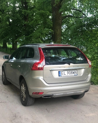Volvo XC 60 cena 99000 przebieg: 60000, rok produkcji 2016 z Warszawa małe 137